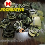 pin pin logam (27)