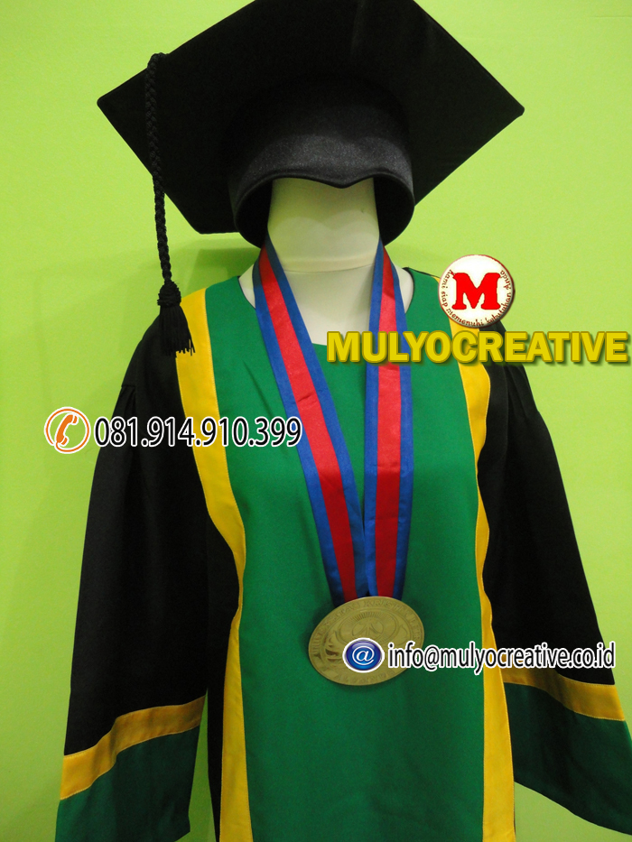 BAJU WISUDA