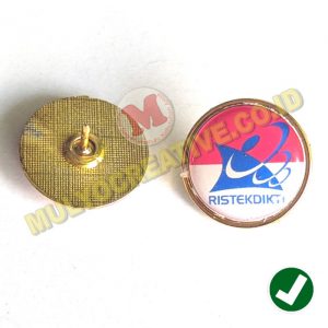 Lencana RISTEKDIKTI Model Bulat Pin Logo Kementerian Ristekdikti
